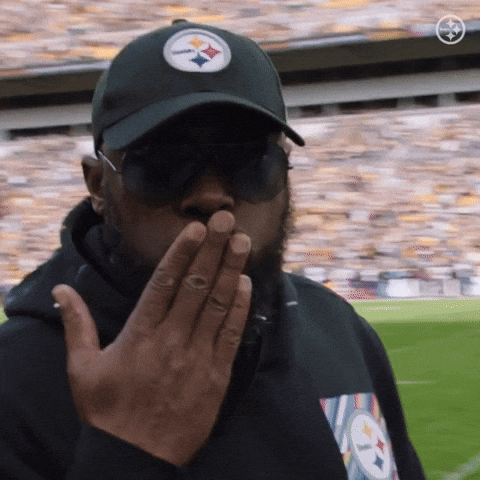 Tomlin blows.gif